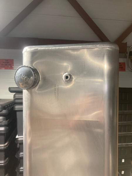 Алюминиевый топливный бак 370л. (№ 661849)